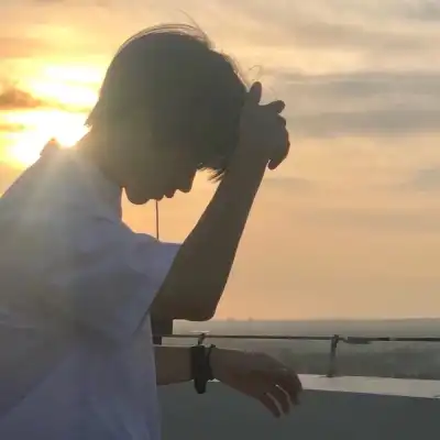 潘霖柠